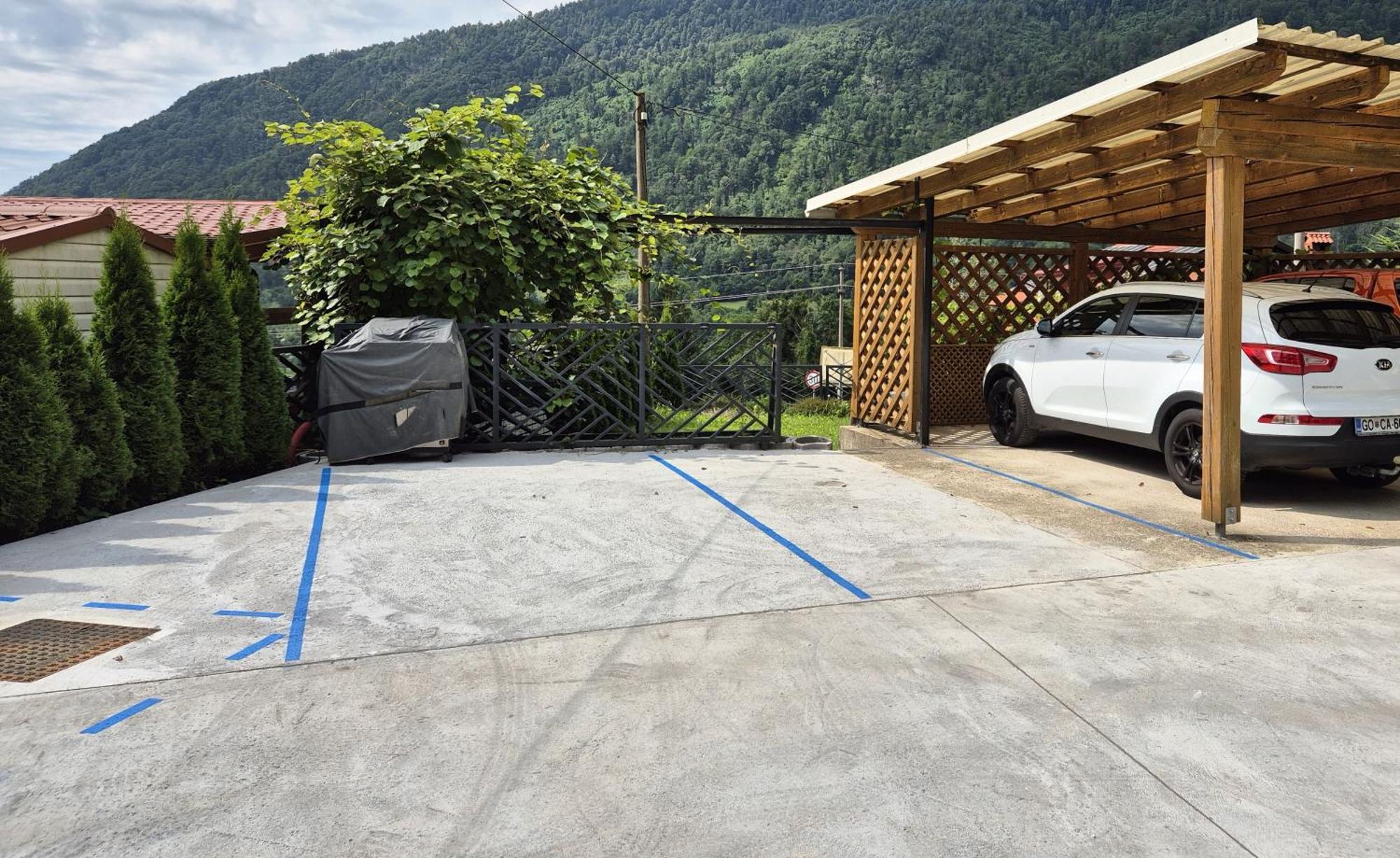 Nortra Apartment Tolmin Exteriör bild
